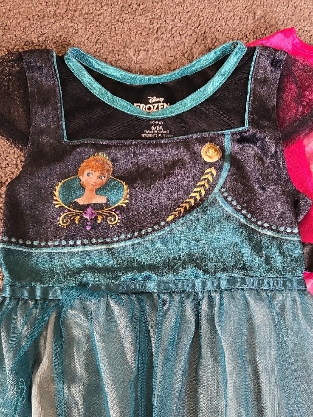2 Disney Nightgowns- Anna & Minnie - Picture 2 of 3